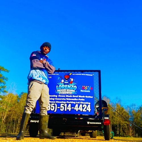 Lorenzo pressure washing